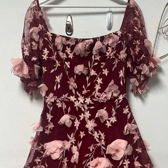 Marchesa Notte Maroon Pink Floral 3D Appliqu Off-Shoulder Dress Size